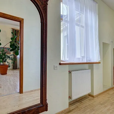 Old Town Antokolskio *