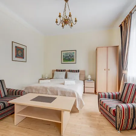 Old Town Antokolskio Apartman *